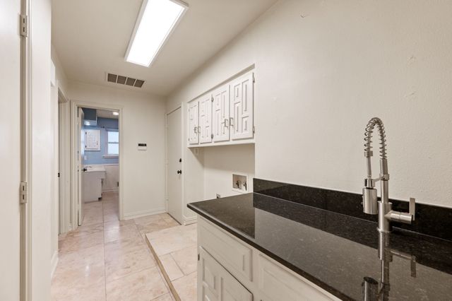 1501 S Lakeshore Drive, Rockwall, TX 75087