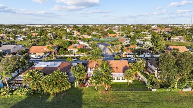 400 SW 28th Avenue, Delray Beach, FL 33445