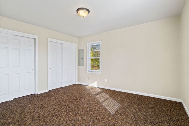 1463 Golf Club Ln, Clarksville, TN 37040
