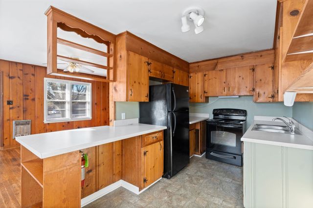1463 Golf Club Ln, Clarksville, TN 37040