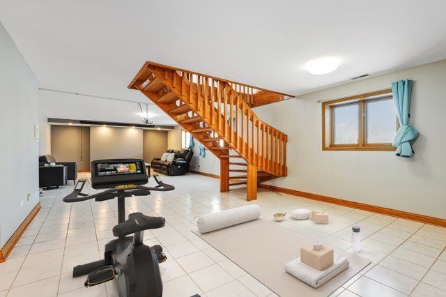 21632 Wolf Road, Mokena, IL 60448