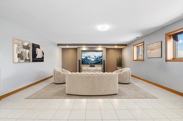 21632 Wolf Road, Mokena, IL 60448