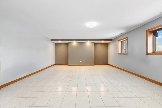 21632 Wolf Road, Mokena, IL 60448