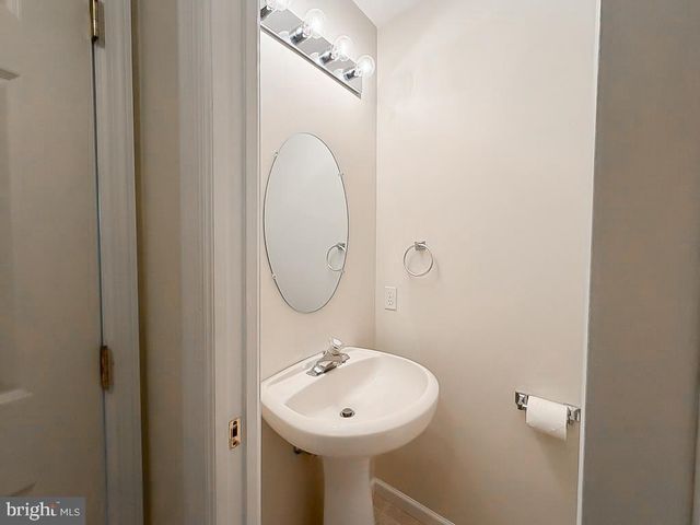 50 STONECROP LN, Manchester, PA 17345