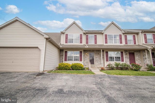 50 STONECROP LN, Manchester, PA 17345