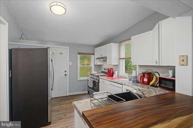 102 WESTERN AVE, Wilmington, DE 19805