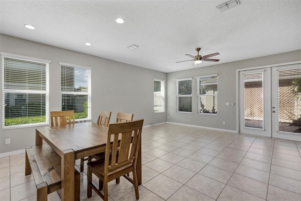 Image 12 of property listing at 7644 RIPPLEPOINTE WAY, Windermere, FL 34786