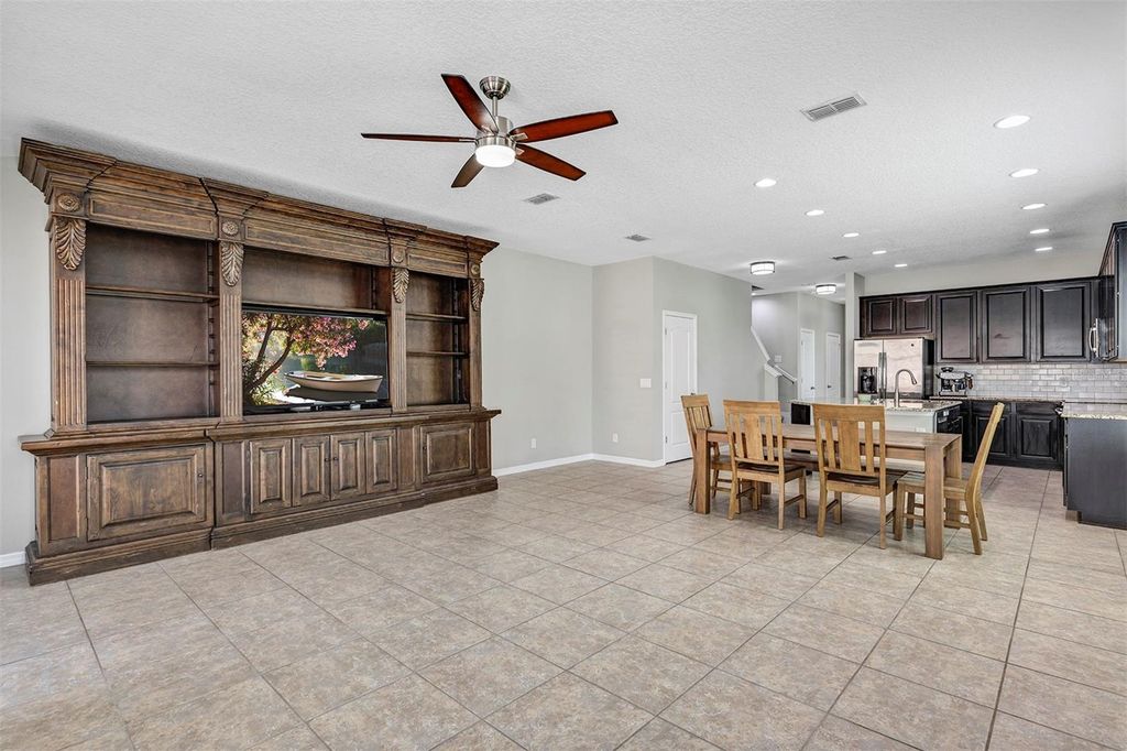 Image 16 of property listing at 7644 RIPPLEPOINTE WAY, Windermere, FL 34786