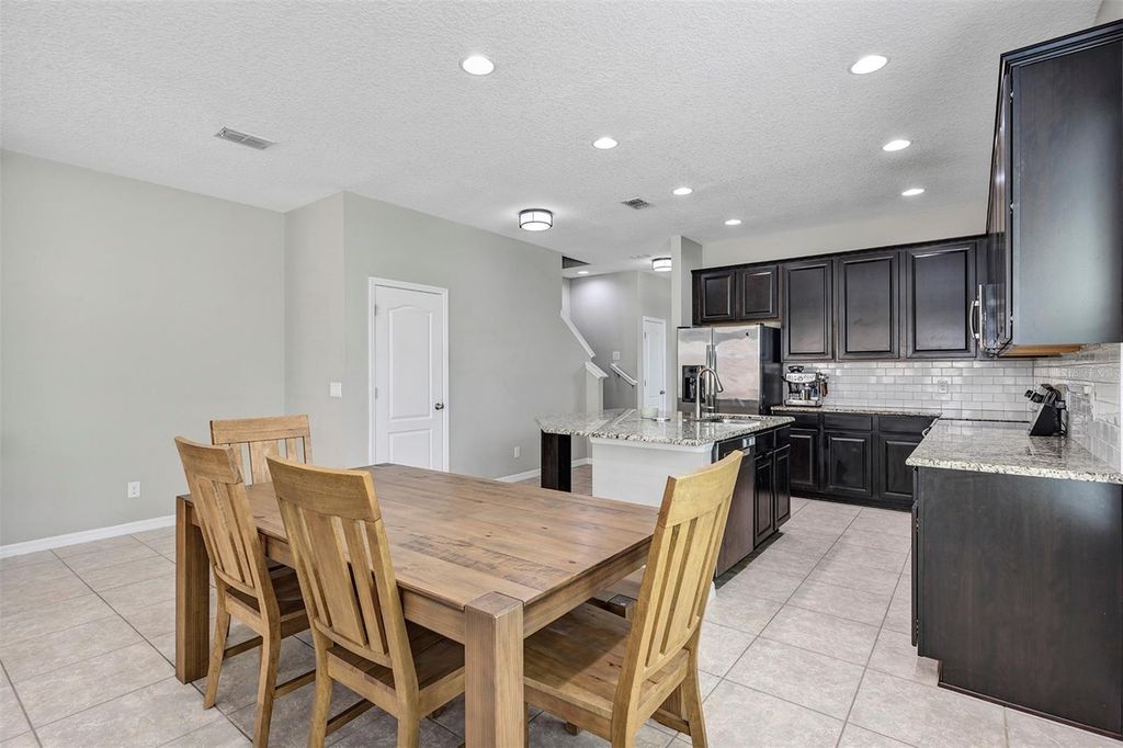 Image 10 of property listing at 7644 RIPPLEPOINTE WAY, Windermere, FL 34786