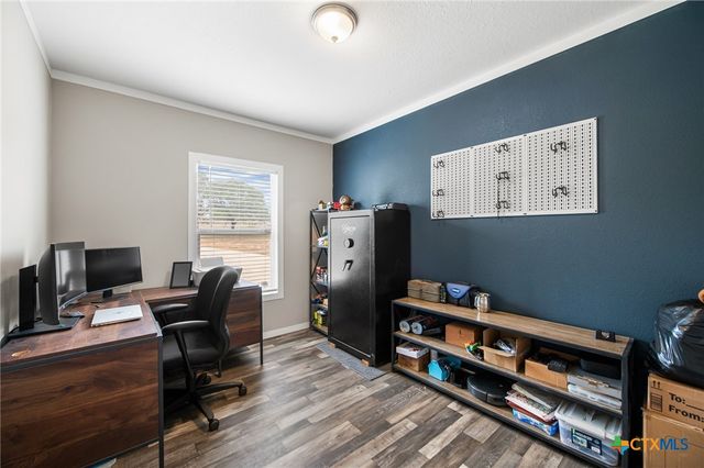 1145 Postert Lane, Floresville, TX 78114