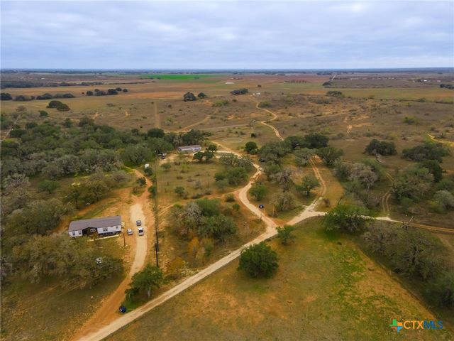 1145 Postert Lane, Floresville, TX 78114