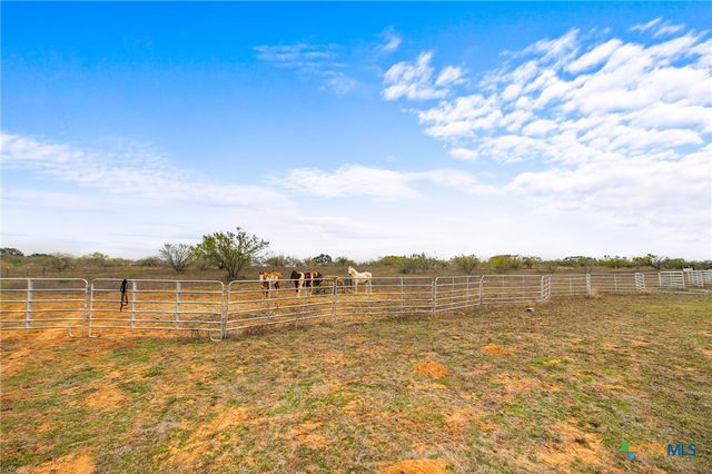 1145 Postert Lane, Floresville, TX 78114