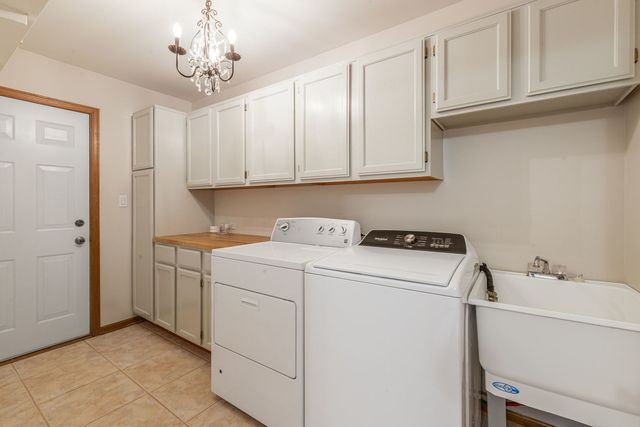8036 Edgebrook Lane, Tinley Park, IL 60487