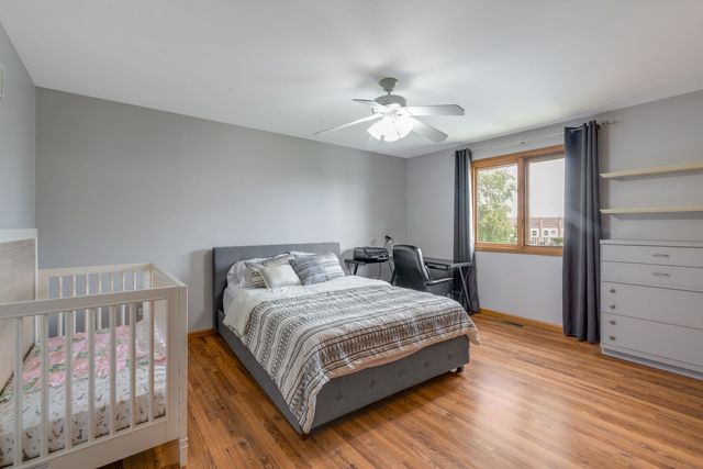 8036 Edgebrook Lane, Tinley Park, IL 60487