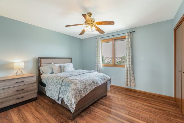 8036 Edgebrook Lane, Tinley Park, IL 60487