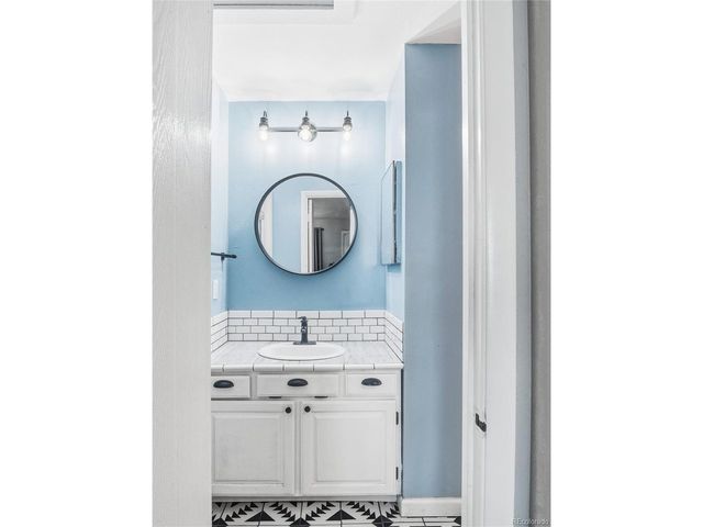 6890 E Mississippi Ave C, Denver, CO 80224