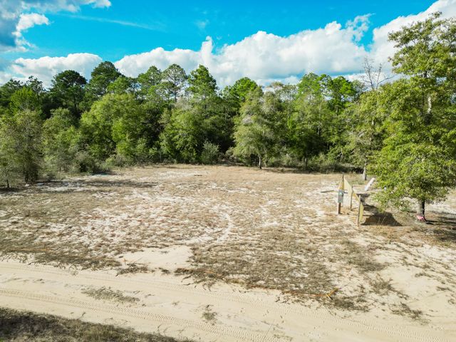 4712 Canary Way, Crestview, FL 32539