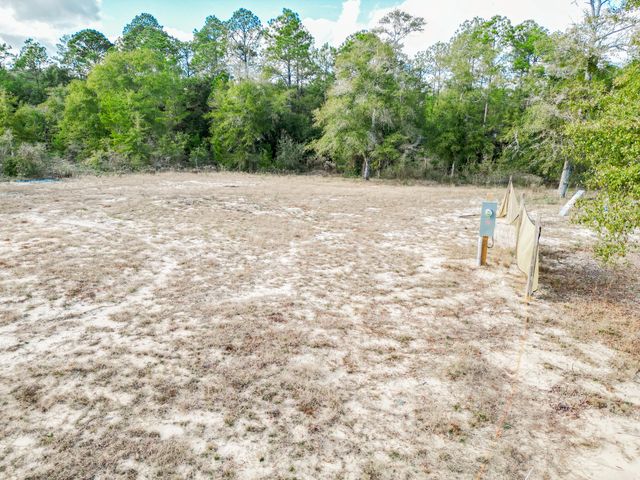 4712 Canary Way, Crestview, FL 32539