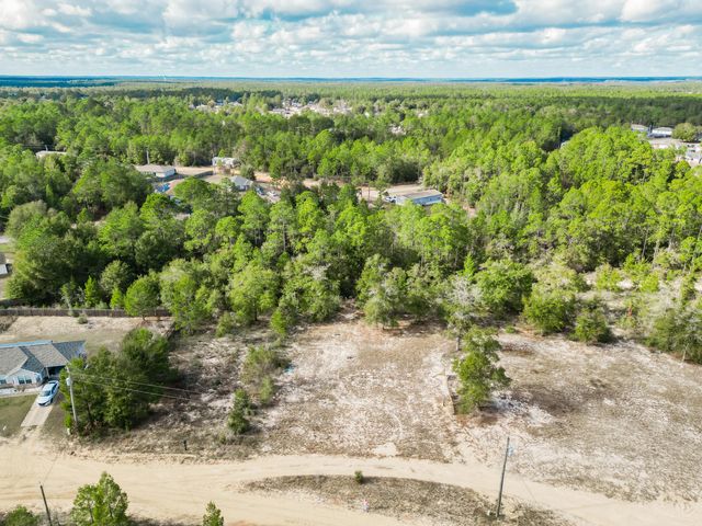 4712 Canary Way, Crestview, FL 32539