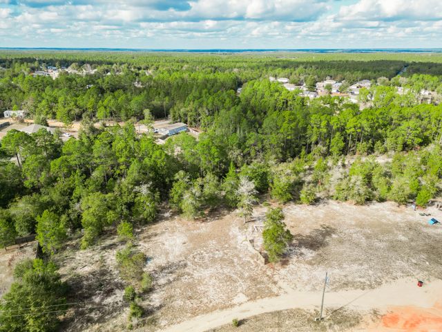 4712 Canary Way, Crestview, FL 32539