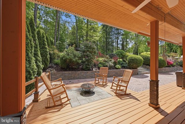 10929 HOWLAND DR, Reston, VA 20191