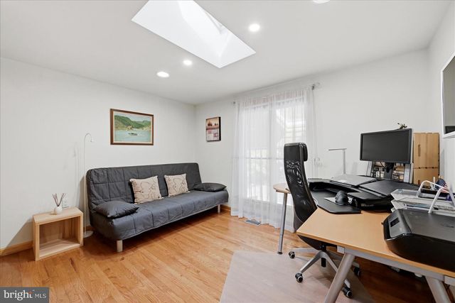 10929 HOWLAND DR, Reston, VA 20191