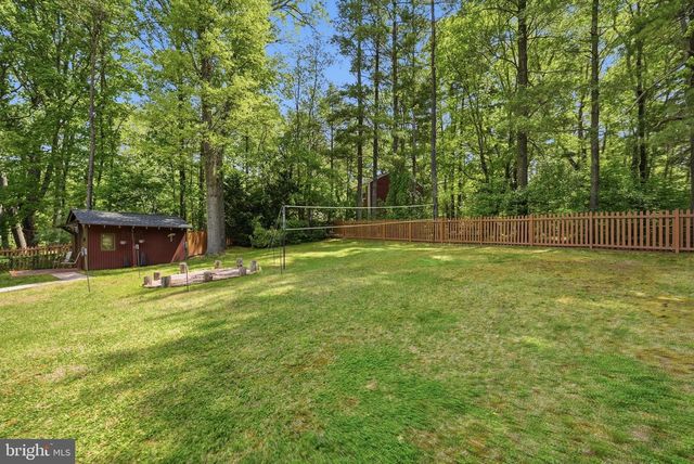 10929 HOWLAND DR, Reston, VA 20191