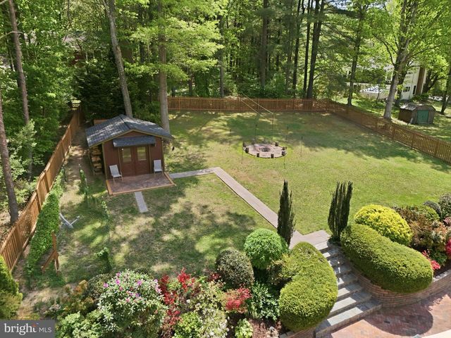 10929 HOWLAND DR, Reston, VA 20191