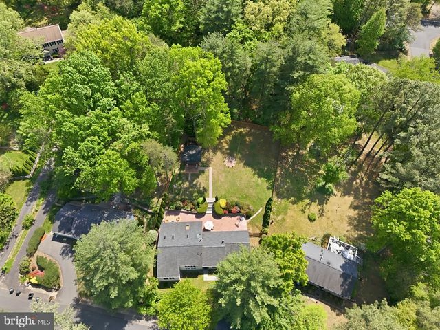 10929 HOWLAND DR, Reston, VA 20191