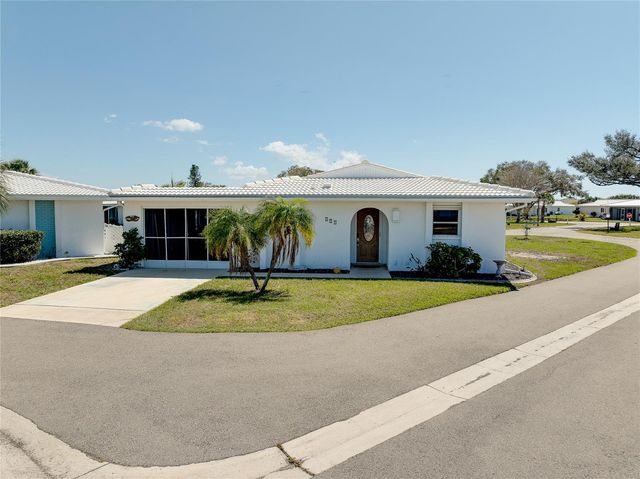 397 CIRCLEWOOD DRIVE Z1, Venice, FL 34293