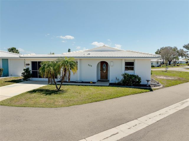 397 CIRCLEWOOD DRIVE Z1, Venice, FL 34293
