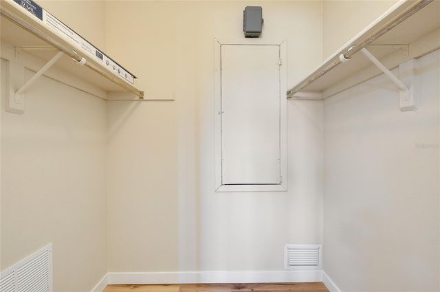 397 CIRCLEWOOD DRIVE Z1, Venice, FL 34293