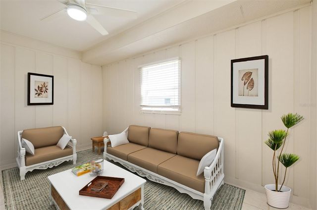 397 CIRCLEWOOD DRIVE Z1, Venice, FL 34293