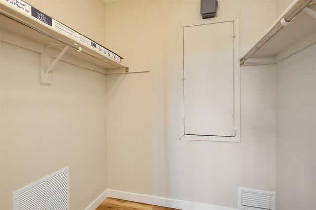 397 CIRCLEWOOD DRIVE Z1, Venice, FL 34293