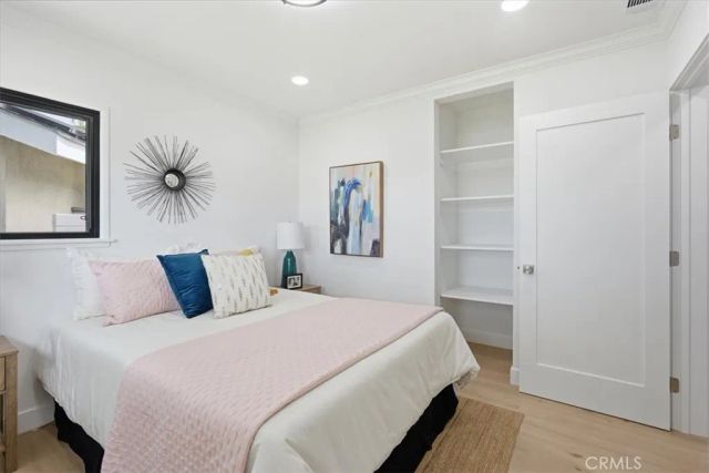 1814 N Studebaker, Long Beach, CA 90815