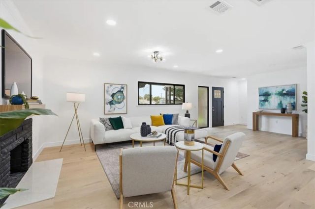 1814 N Studebaker, Long Beach, CA 90815
