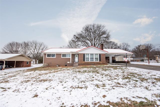 108 Robin Lane, Statesville, NC 28677