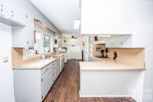 108 Robin Lane, Statesville, NC 28677