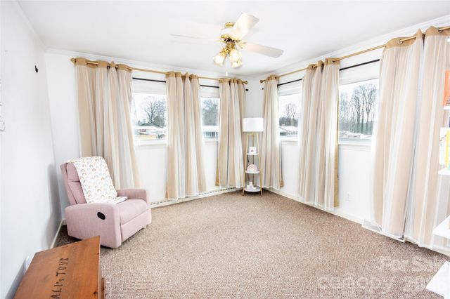 108 Robin Lane, Statesville, NC 28677