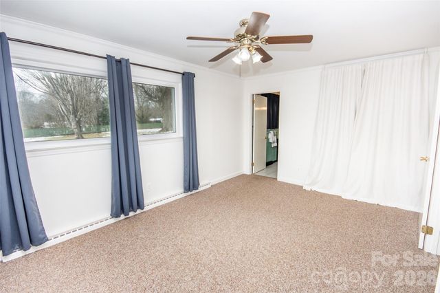 108 Robin Lane, Statesville, NC 28677