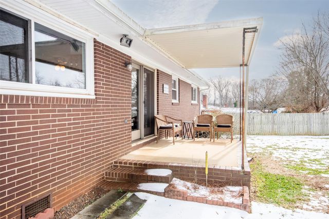 108 Robin Lane, Statesville, NC 28677