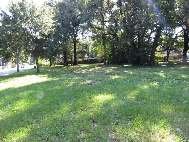 1101 Broad S Street, Mobile, AL 36603