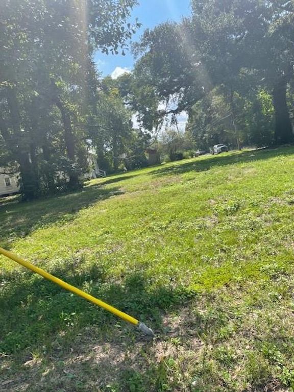 1101 Broad S Street, Mobile, AL 36603