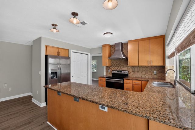 2140 N BAY HILLS BOULEVARD, Safety Harbor, FL 34695