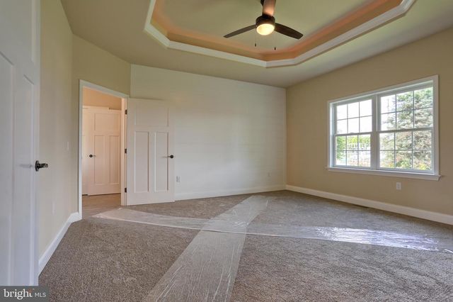 022 ROLLING MEADOW RD, Lebanon, PA 17046