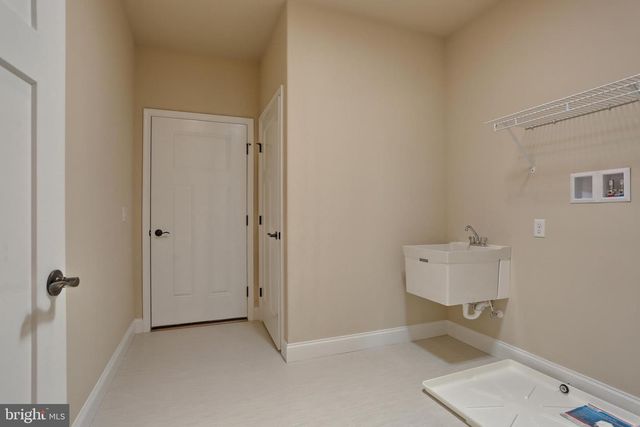 022 ROLLING MEADOW RD, Lebanon, PA 17046