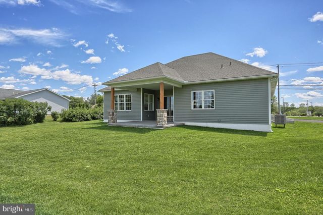 022 ROLLING MEADOW RD, Lebanon, PA 17046