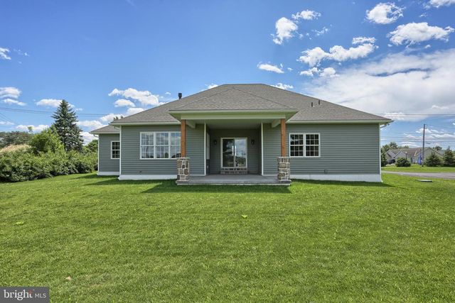 022 ROLLING MEADOW RD, Lebanon, PA 17046