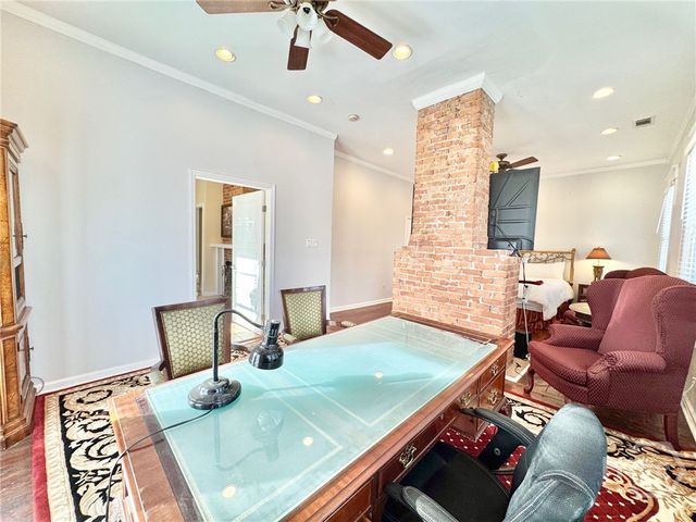 835 E Duffy Street, Savannah, GA 31401