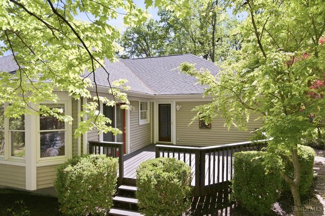 2739 Queenswood Drive, Cincinnati, OH 45211